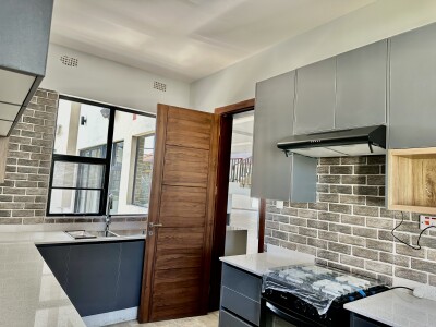 Executive Four Bedroomed House For Rent-5