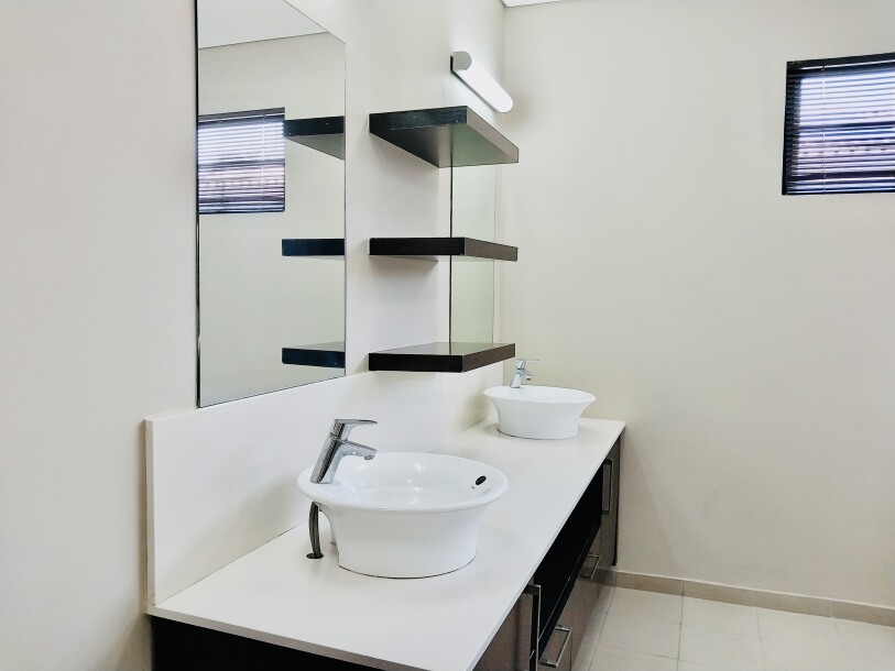 EXECUTIVE VILLAS FOR RENT-9