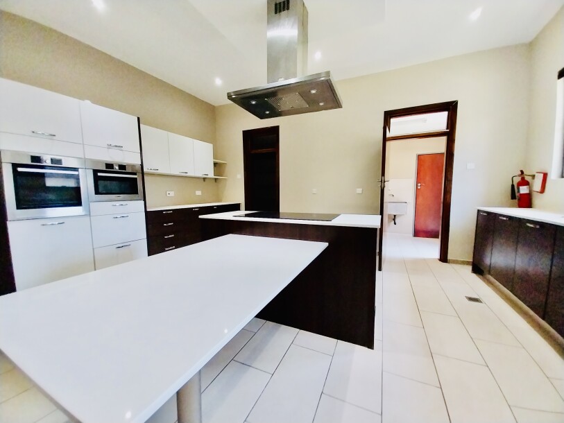 EXECUTIVE VILLAS FOR RENT-6
