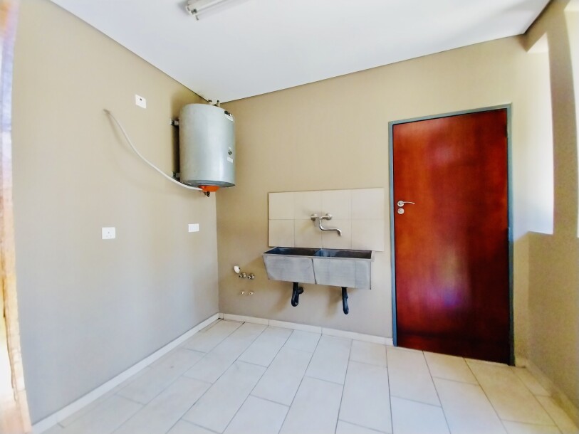 EXECUTIVE VILLAS FOR RENT-11