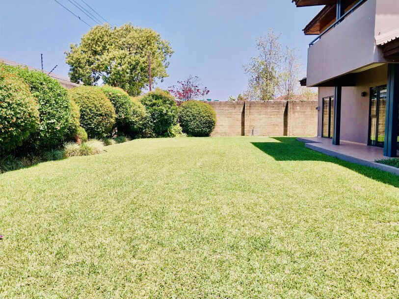 EXECUTIVE VILLAS FOR RENT-13