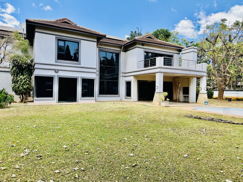FOUR BEDROOM VILLA FOR RENT-1