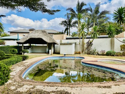 FOUR BEDROOM HOUSE FOR RENT-13