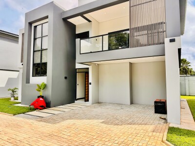 Modern three bedroomed apartments for rent
