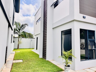 Modern three bedroomed apartments for rent