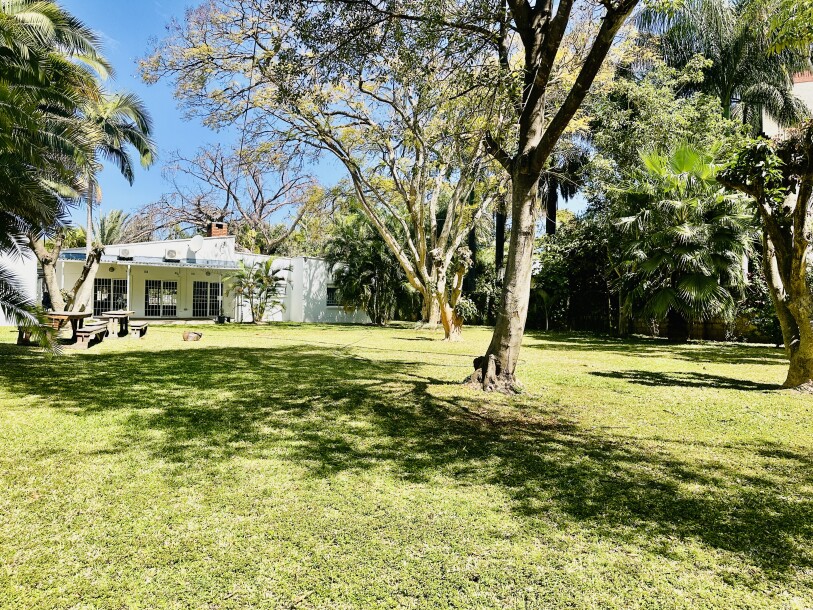 THREE BEDROOM HOUSE FOR RENT-8