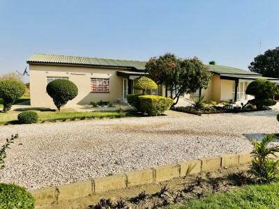 HOUSE FOR SALE