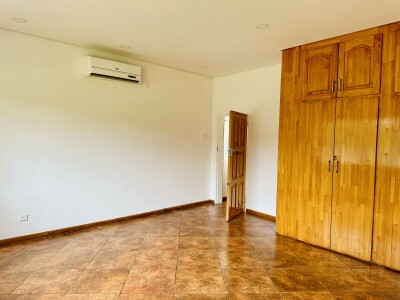 Three bedroomed house for rent-9