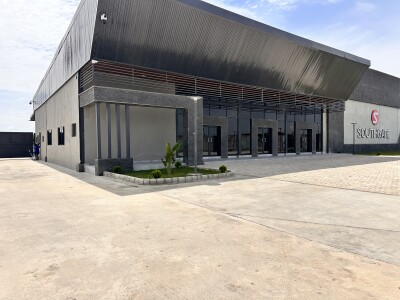 Showroom for rent-1