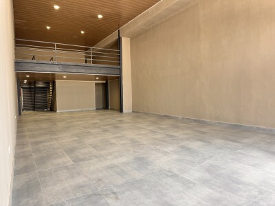 Showroom for rent-4