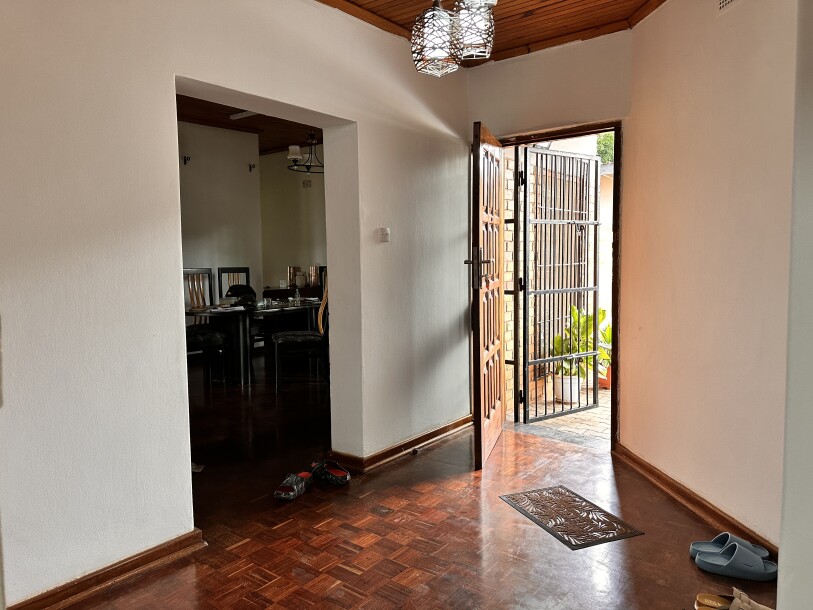 Three Bedroomed apartment for rent-10